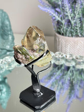 Load image into Gallery viewer, High quality Green tourmaline in quartz with lepidolite 2965