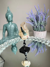 Load image into Gallery viewer, High quality Green tourmaline in quartz 2965