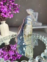 Load image into Gallery viewer, Druzy Amethyst flame with agate banding 2695