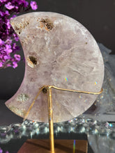 Load image into Gallery viewer, Druzy amethyst moon with pink. amethyst healing crystals 3072