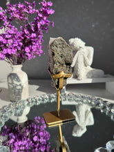 Load image into Gallery viewer, Wine amethyst cluster 3094 berry amethyst
