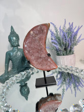 Load image into Gallery viewer, Druzy amethyst moon with deep coral red banding 3179 amethyst geode