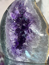 Load image into Gallery viewer, Unique Amethyst Crystal Freeform Druzy Amethyst Agate Crystal Amethyst Geode Flame Healing Energy Crystal for Home Decor Crystal 3178