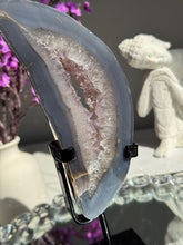 Load image into Gallery viewer, Druzy Amethyst portal with agate healing crystals 3203