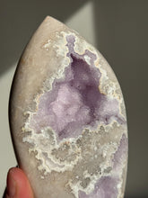Load image into Gallery viewer, Lilac druzy Flower agate quartz geode Freeform 3224