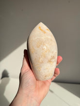 Load image into Gallery viewer, Lilac druzy Flower agate quartz geode Freeform 3224