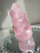 Load image into Gallery viewer, 8 lb XXL Rose Quartz flame
