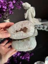Load image into Gallery viewer, Fine Pink Sugar Amethyst Geode 3274