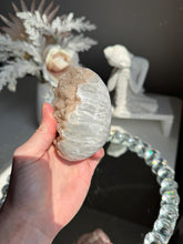 Load image into Gallery viewer, Rainbow sugar amethyst geode 3288