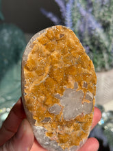 Load image into Gallery viewer, Burnt yellow sugar amethyst geode 3289