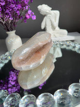 Load image into Gallery viewer, pink Rainbow amethyst geode 3283