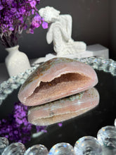 Load image into Gallery viewer, pink Rainbow sugar amethyst geode 3284