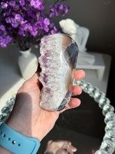Load image into Gallery viewer, amethyst geode with calcite 3287
