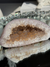 Load image into Gallery viewer, Orange sugar amethyst geode 3288