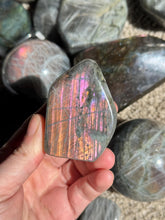 Load image into Gallery viewer, Flashy Labradorite Crystal Freeform Crystal for Protection Transformation Metaphysical Healing Gift 3321