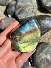Load image into Gallery viewer, Flashy Labradorite Crystal Freeform Crystal for Protection Transformation Metaphysical Healing Gift 3321