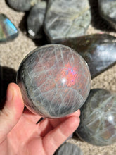 Load image into Gallery viewer, Flashy Labradorite Crystal Freeform Crystal for Protection Transformation Metaphysical Healing Gift 3317