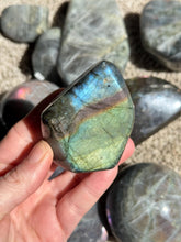 Load image into Gallery viewer, Flashy Labradorite Crystal Freeform Crystal for Protection Transformation Metaphysical Healing Gift 3321