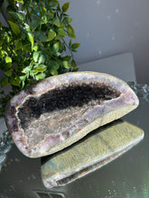 Load image into Gallery viewer, Black amethyst geode 2088