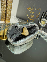 Load image into Gallery viewer, Black amethyst geode 2668