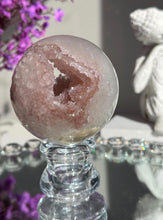 Load image into Gallery viewer, Druzy Amethyst sphere with pink rainbow 3119
