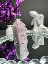 Load image into Gallery viewer, Druzy pink amethyst tower 2788
