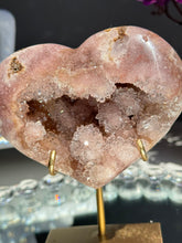Load image into Gallery viewer, Druzy Pink amethyst heart 2817

