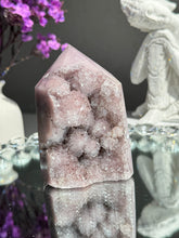 Load image into Gallery viewer, Druzy pink amethyst tower 2788
