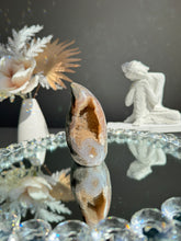 Load image into Gallery viewer, Brown sugar agate flame  1666
