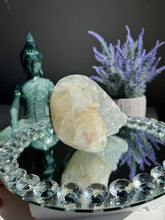 Load image into Gallery viewer, Quartz geode with calcite cut base 2732
