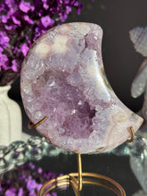 Load image into Gallery viewer, Pink amethyst moon with amethyst healing crystals 3074
