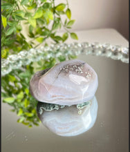 Load image into Gallery viewer, Pink and green sugar Amethyst geode 2145
