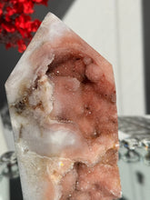 Load image into Gallery viewer, Druzy pink amethyst tower  2716
