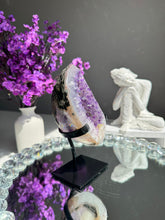Load image into Gallery viewer, Amethyst geode with calcite Healing crystals 2765
