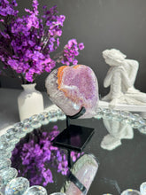 Load image into Gallery viewer, Amethyst heart Healing crystals 2764
