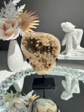 Load image into Gallery viewer, Druzy jasper stalactite geode  Healing crystals 2764
