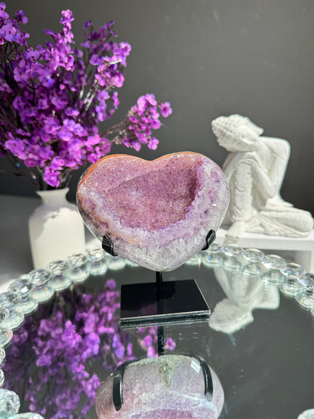 Amethyst heart Healing crystals 2764