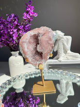 Load image into Gallery viewer, Druzy Pink Amethyst geode Healing crystals 2771
