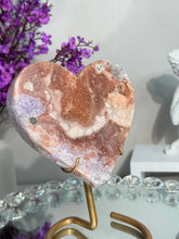 Load image into Gallery viewer, Pink Amethyst heart with amethyst 2885
