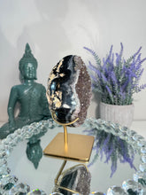 Load image into Gallery viewer, amethyst cluster with black agate banding 2832
