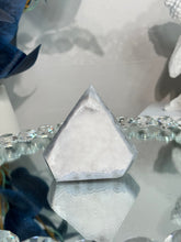 Load image into Gallery viewer, Druzy agate pendulum 2914
