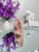 Load image into Gallery viewer, Druzy pink amethyst tower with quartz  2950
