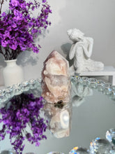 Load image into Gallery viewer, Druzy pink amethyst tower with quartz  2950
