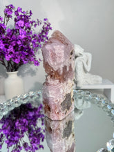 Load image into Gallery viewer, Quartz pink amethyst tower 2946
