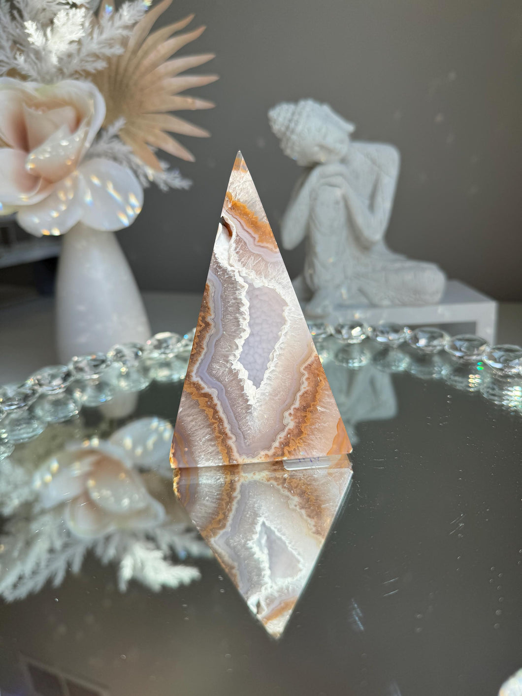 White sugar Druzy agate geode pyramid 2959