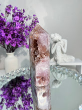 Load image into Gallery viewer, Quartz pink amethyst tower 2946
