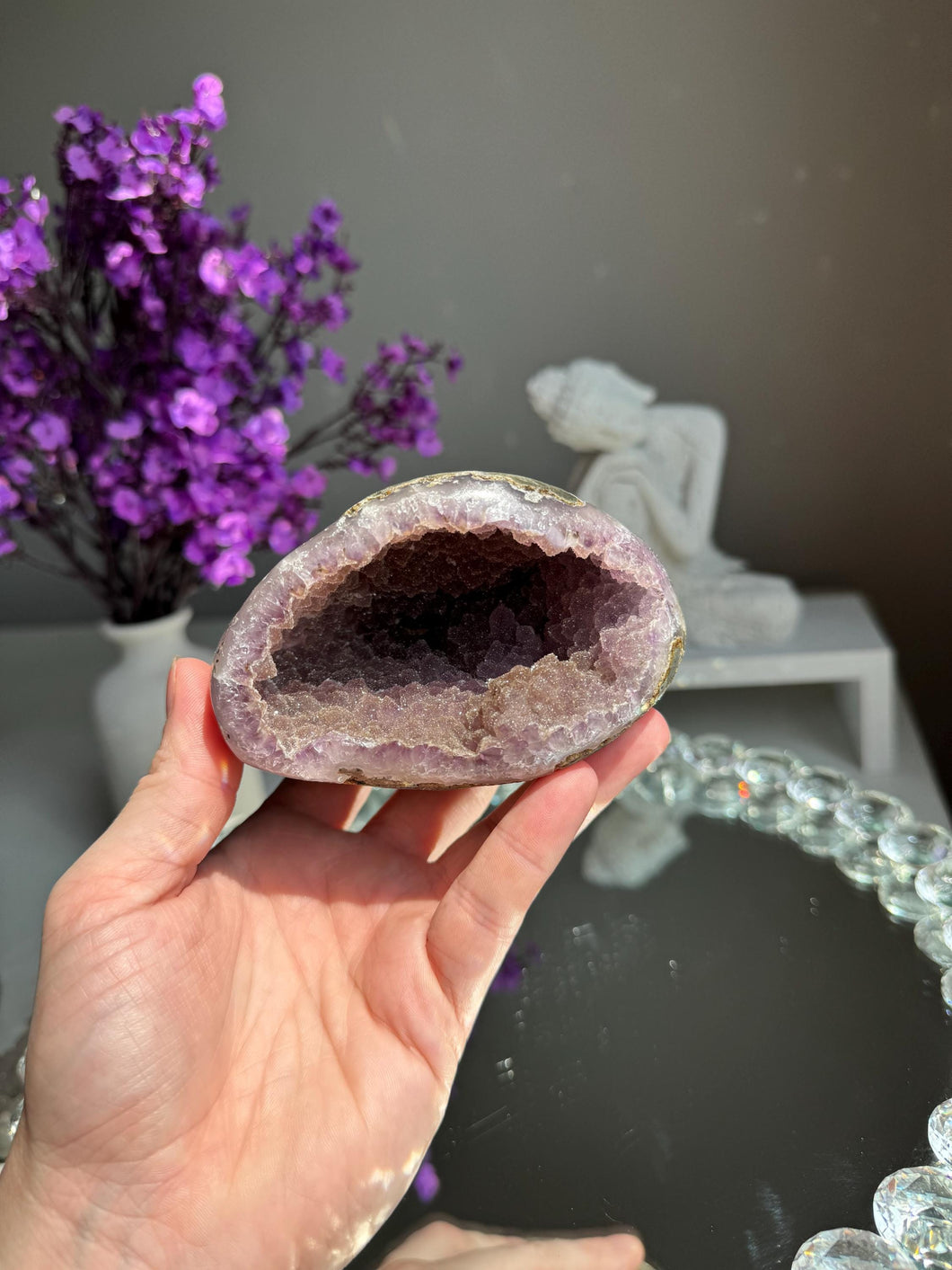 Sugar Amethyst geode 2970 Healing crystals