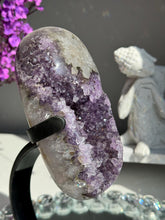 Load image into Gallery viewer, Amethyst geode 1922 Healing crystals
