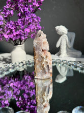 Load image into Gallery viewer, Druzy Pink amethyst tower 2994
