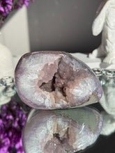 Load image into Gallery viewer, Pink sugar amethyst geode 3002
